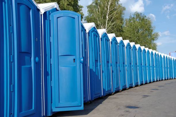 Best Porta potty delivery and setup  in Dayton, IN